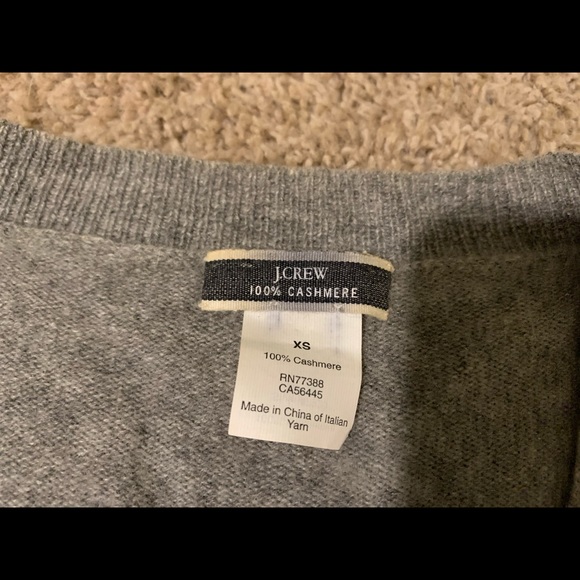 4 j.crew 100% cashmere v neck boyfriend sweaters - Picture 3 of 8